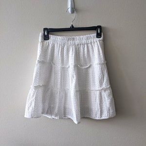 NWT! Sim & Sam White Skirt - Size Medium